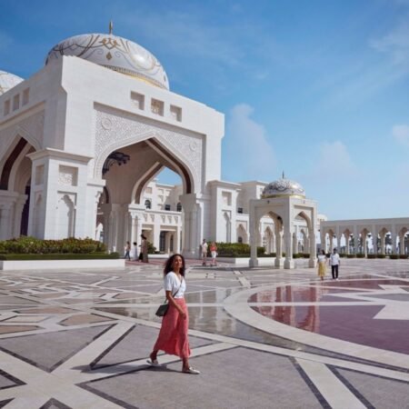 Qasar Al Watan Tour