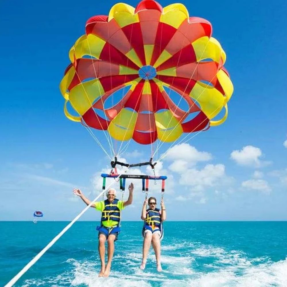 Parasailing In Dubai