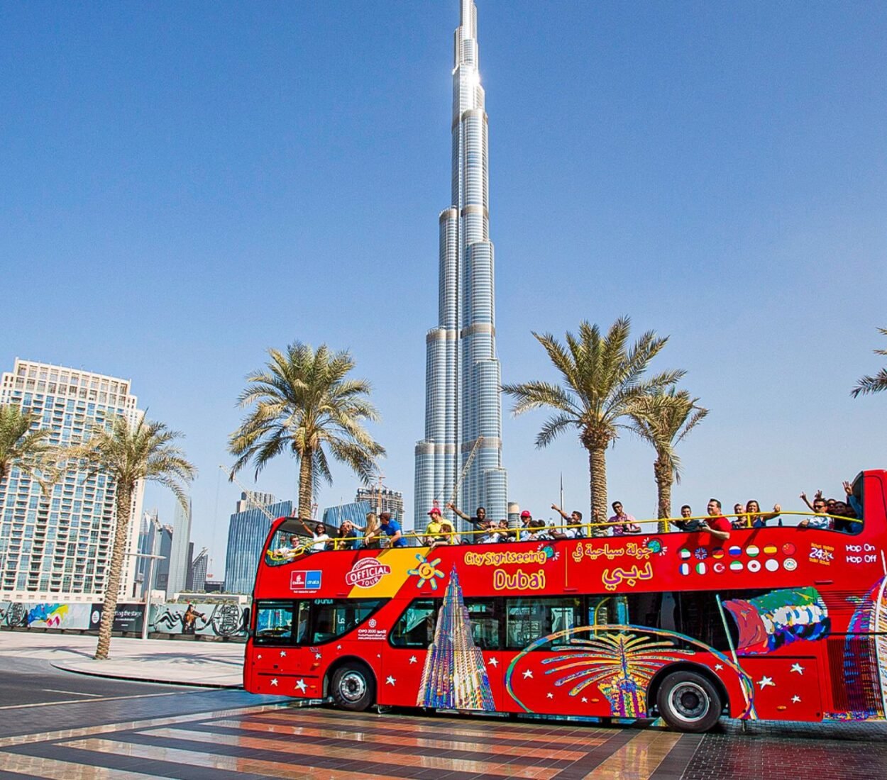 Hop on Hop off Bus Tour in Dubai