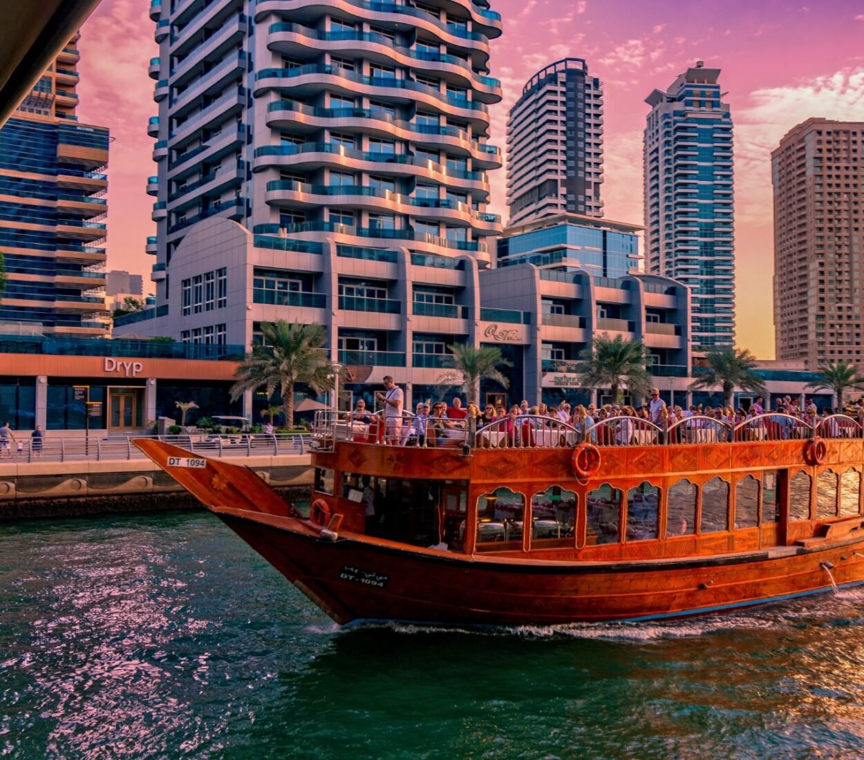 Dhow Cruise Dinner in Creek